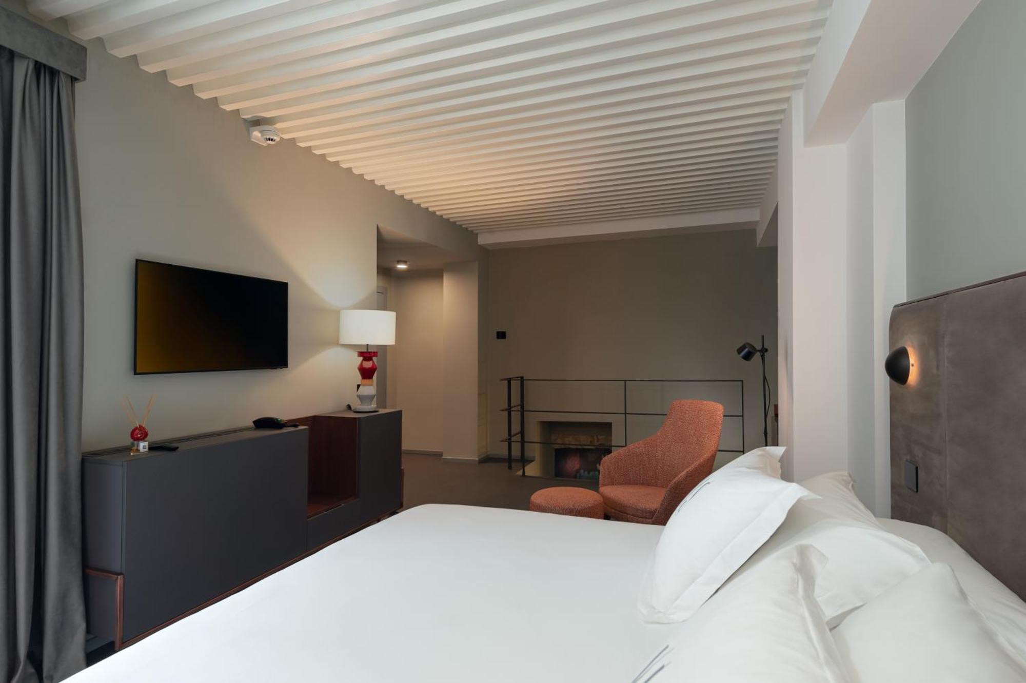 Vis Urban Suites&Spa Bari Esterno foto